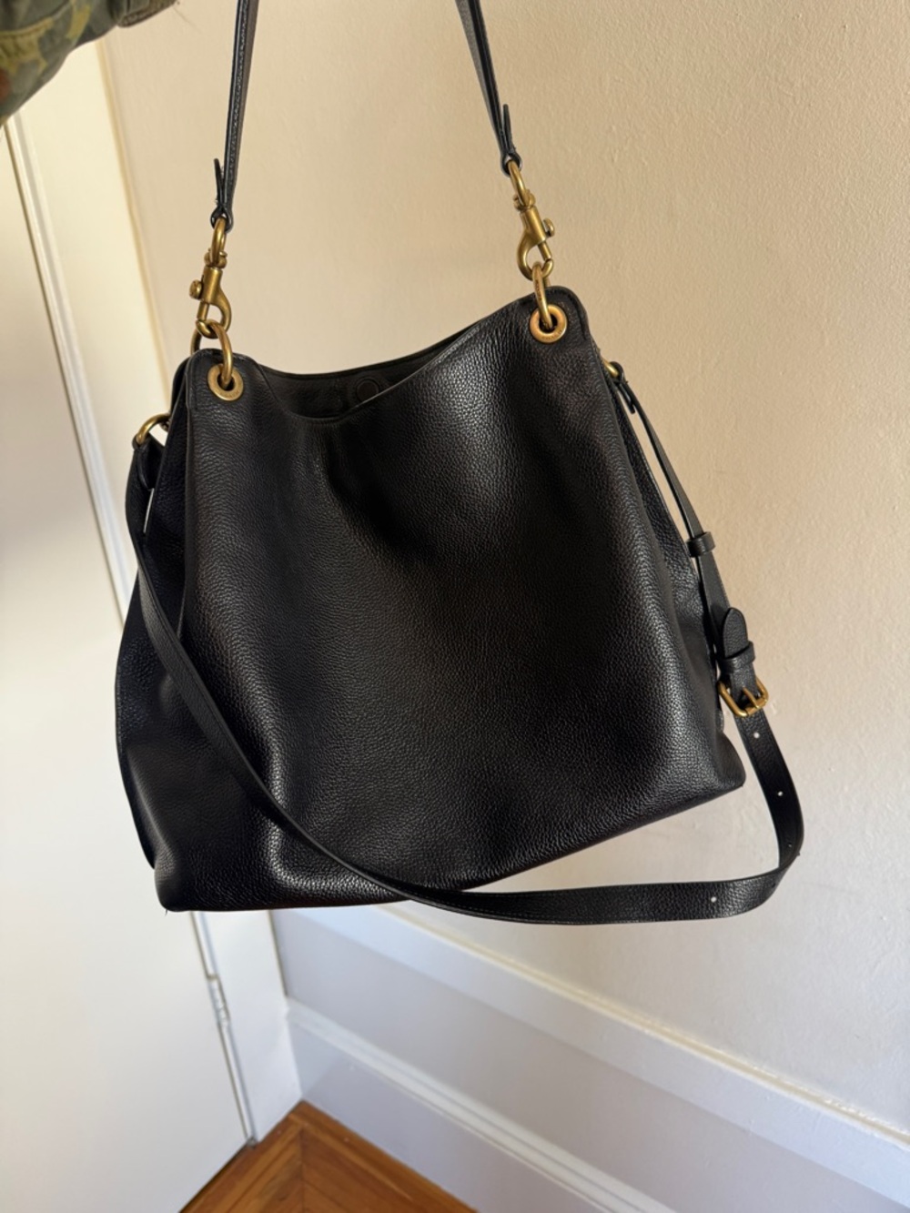 Coach Tabby Hobo Black Leather Shoulder Bag with Gold Hardware - Picture 7 of 7
